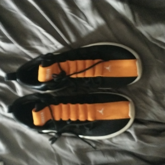 Jordan Samples - Picture 5 of 9